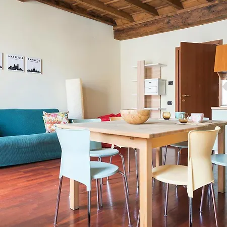 Plum Guide - Spearmint Apartment